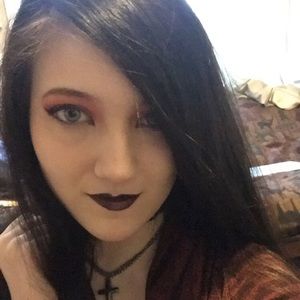 Meet your Posher, Alice